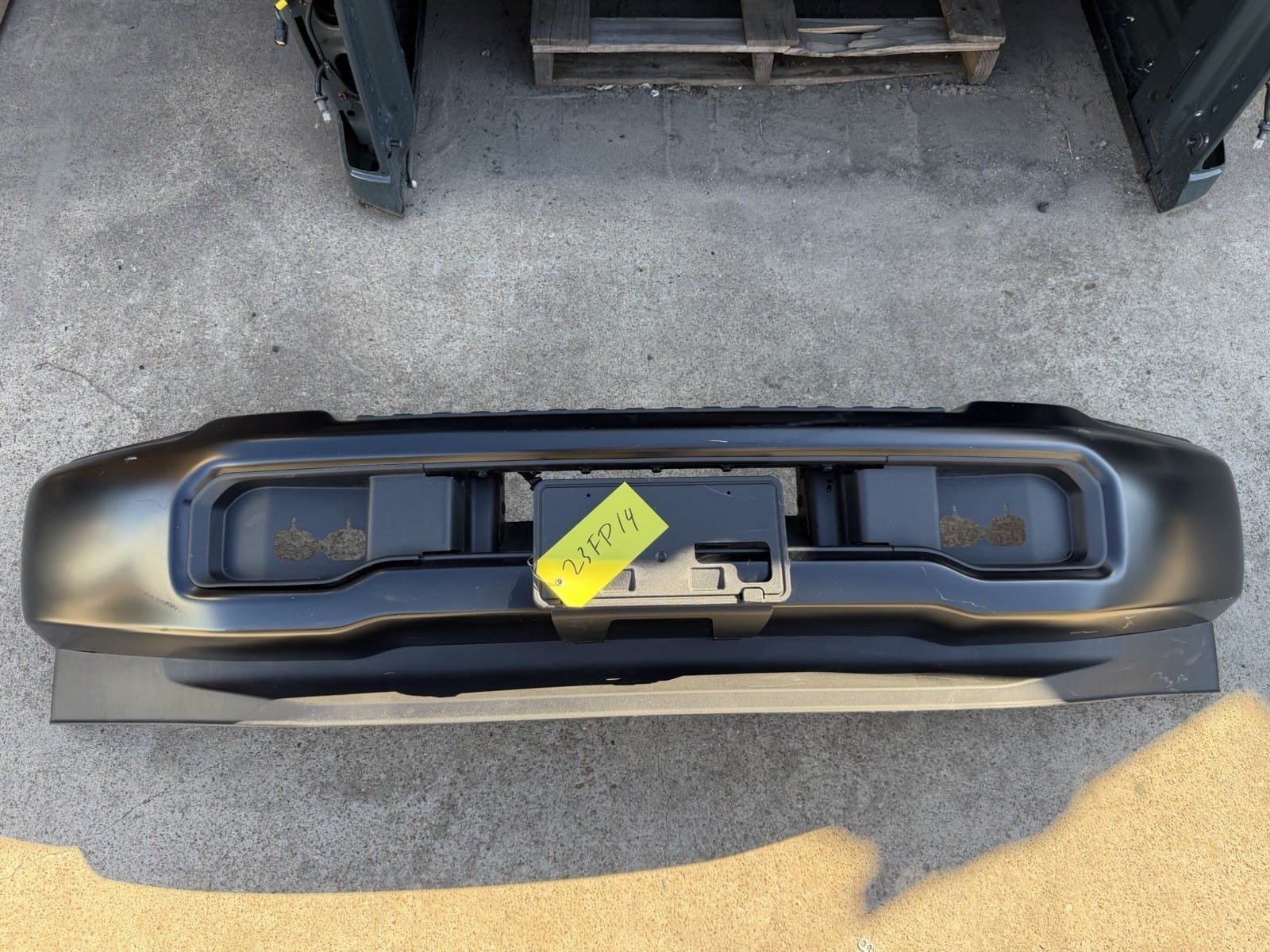 2023-2026 Ford F-250 Front Bumper - Factory Take-Off