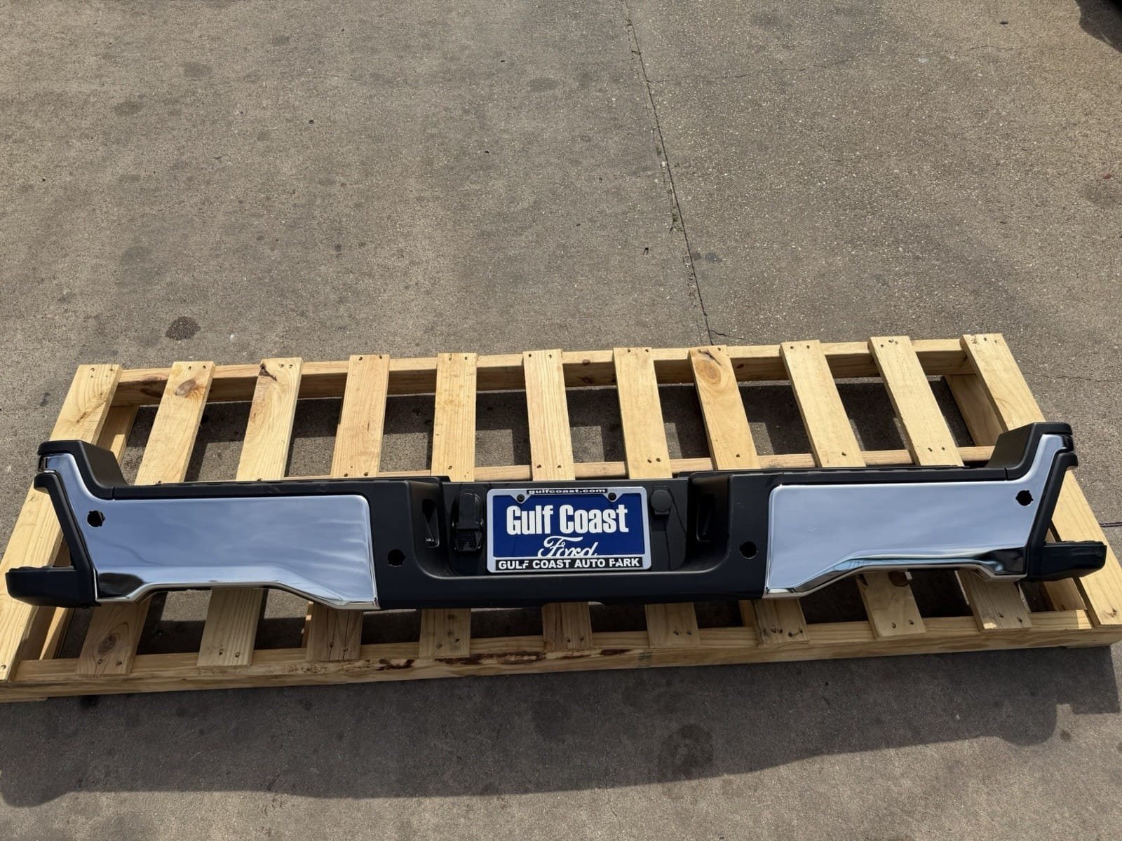 2023-2026 Ford F-250 Rear Bumper - Factory Take-Off