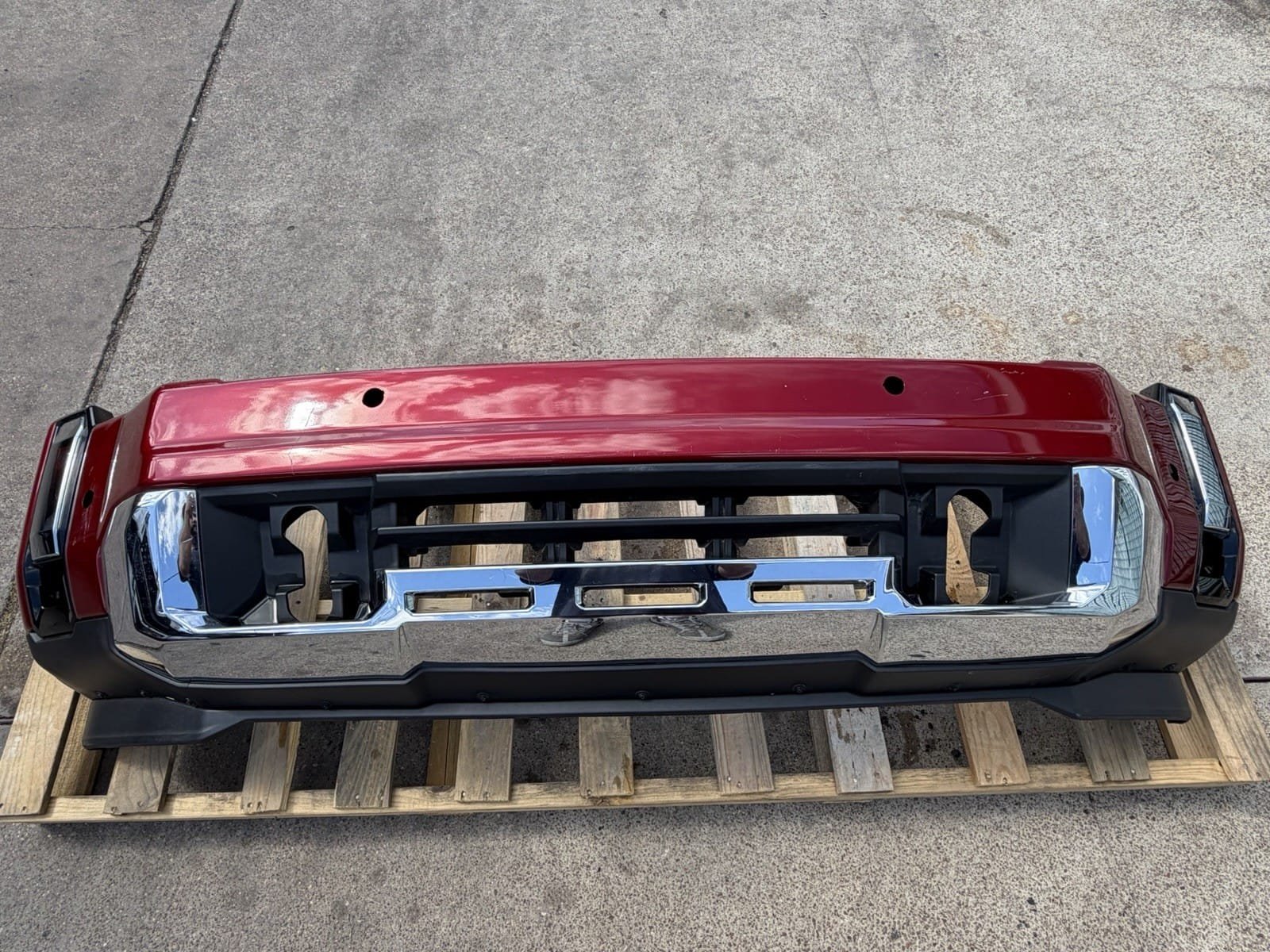 2024-2026 GMC Sierra 2500 Front Bumper - Factory Take-Off